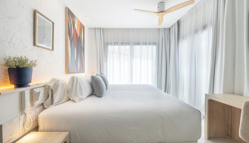 Double Room, Balcony