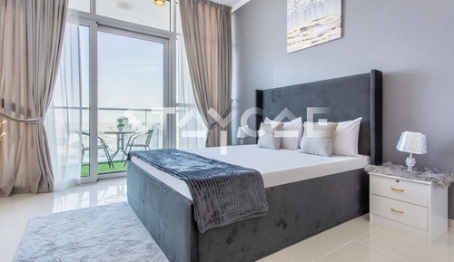 Deluxe Studio, Balcony