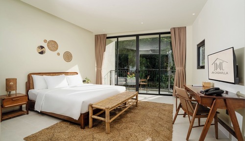 Hillside Superior Room One Bed