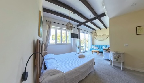 Deluxe Double Room, Balcony, Garden View
