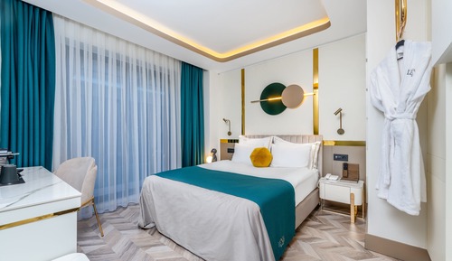 Romantic Double or Twin Room