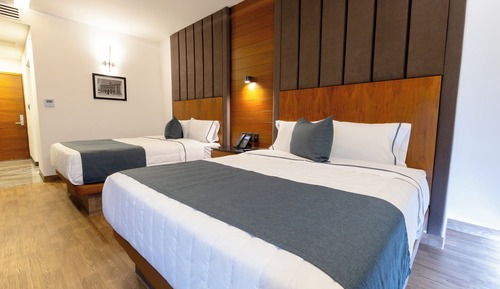 Standard Double Room, 2 Queen Beds