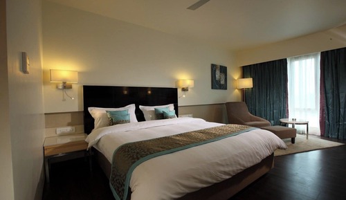 Classic Double Room, City View