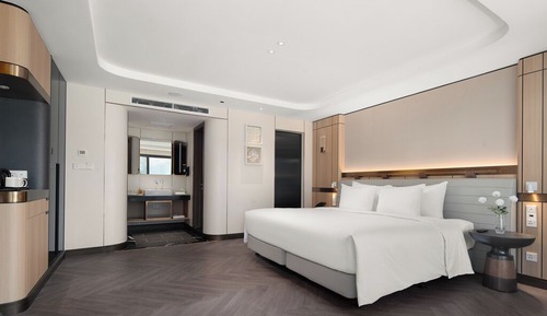 Ocean Balcony Suite