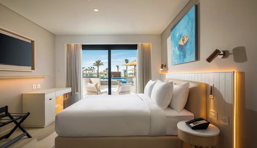 Suite, 1 Bedroom (Direct Pool Access)