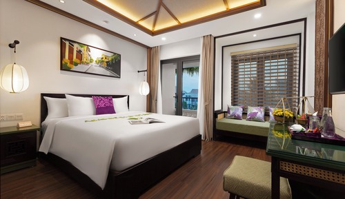 Deluxe Double Room with Balcony