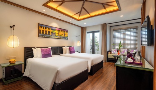 Deluxe Twin Room with Balcony