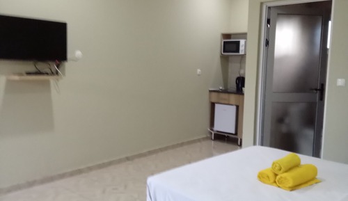 Deluxe Double Room, Patio, Garden View