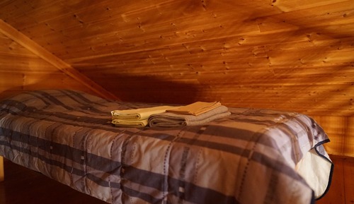 Deluxe House, Mountain View