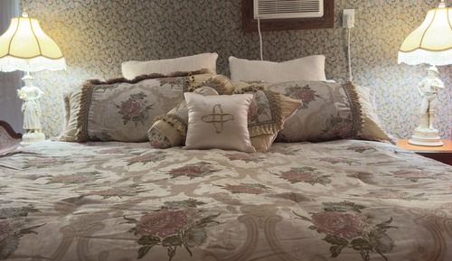 Deluxe Single Room, Non Smoking, Private Bathroom