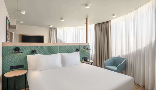 Junior Suite, 1 King Bed