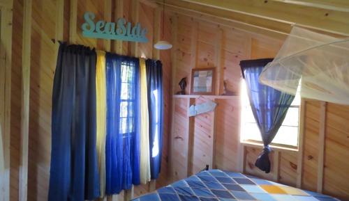 Basic Cabin, Garden View