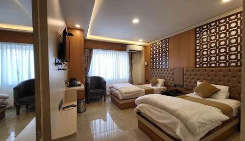 Deluxe Twin Room, City View, Lakeside