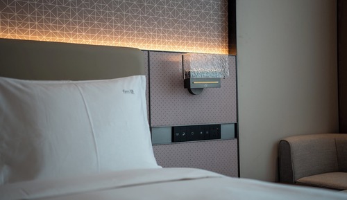 Standard Room, 1 King Bed