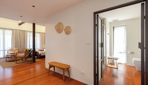 Executive Room, 1 King Bed, Bathtub, River View