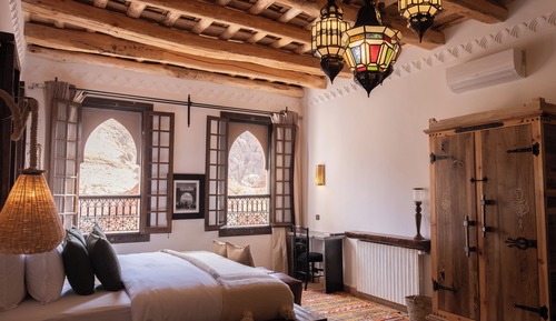 Standard double room with mountain view