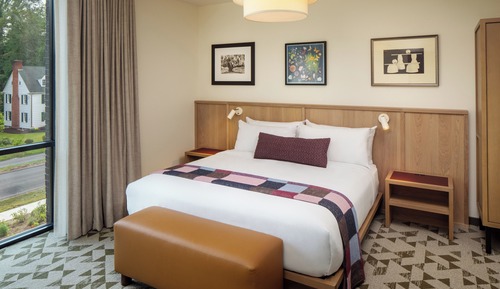 Suite, Accessible (Heartwood)