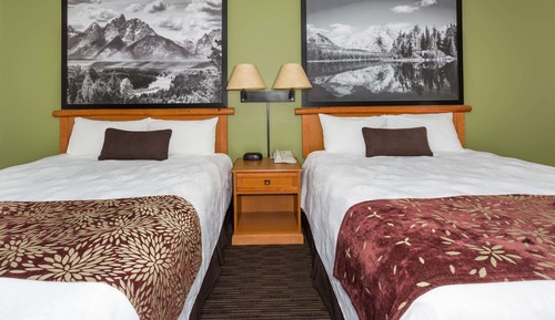 Room, 2 Queen Beds, Non Smoking