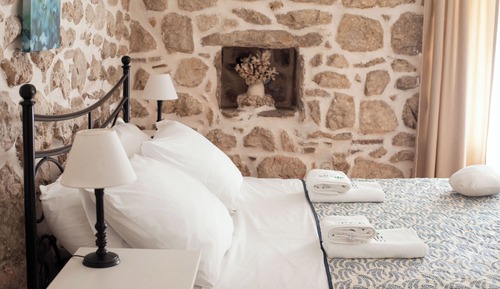 Studio, Ground Floor