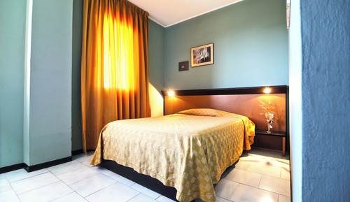 Classic Single Room