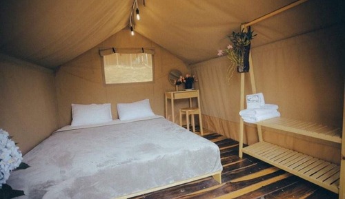Deluxe Tent
