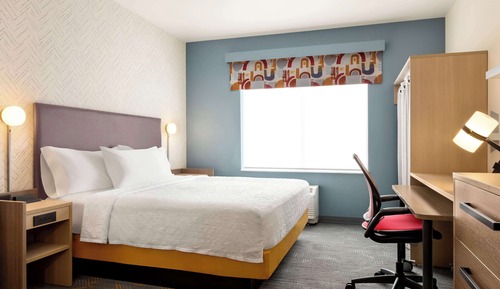 Studio Suite, 1 King Bed with Sofa bed