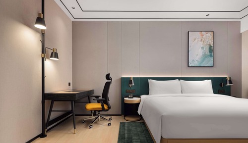 Deluxe Suite, 1 King Bed