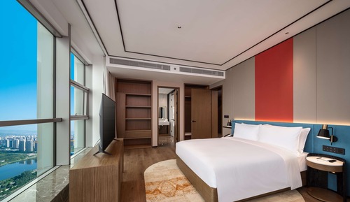 Deluxe Suite, 1 King Bed