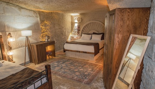Basic Triple Room