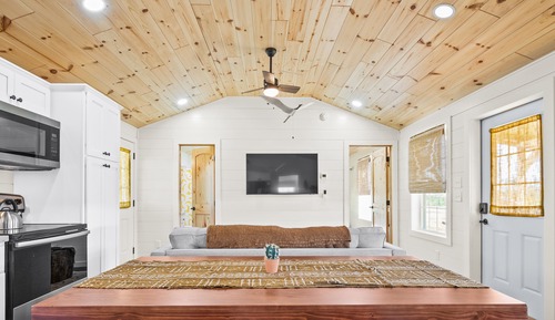 Design Cabin, 2 Bedrooms