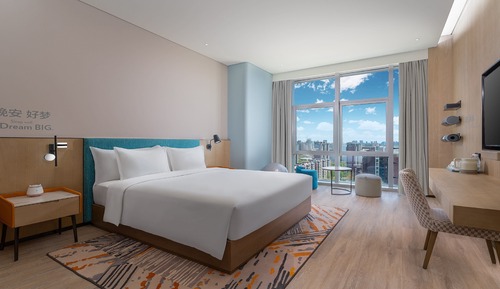 Standard Room, 1 King Bed (High Floor)