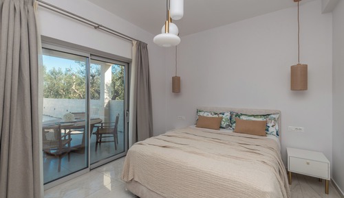 Luxury Suite, Pool View