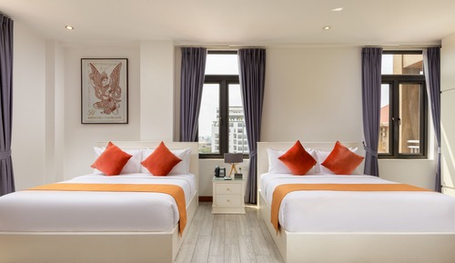 Cocoon Suite Queen With Balcony