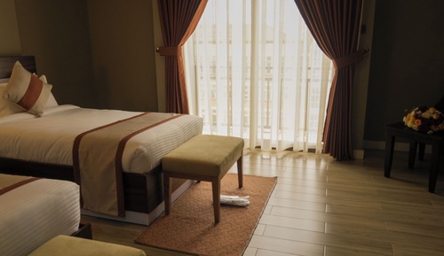 Standard Twin Room