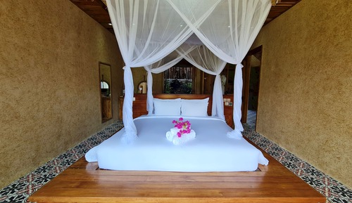 Premium Ocean Breeze with Garden View