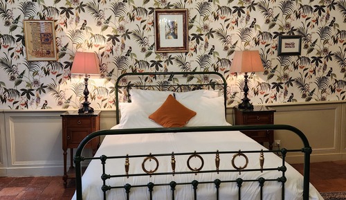 Comfort Room