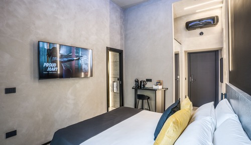 Luxury Suite