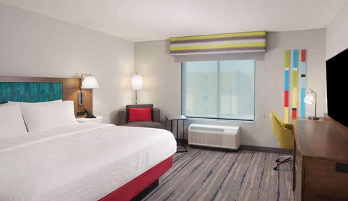 Room, 1 King Bed, Accessible (Hearing)