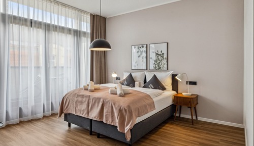 Suite + balcony - wheelchair accessible