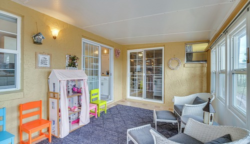 House (2 Bedrooms)