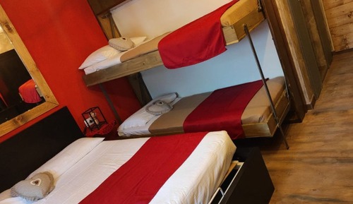 Standard Quadruple Room, Multiple Beds