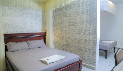 Family Twin Room