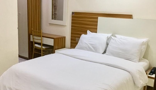 Classic Single Room