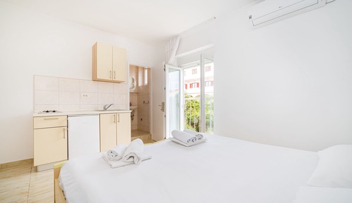 Studio, Multiple Bedrooms, Garden View