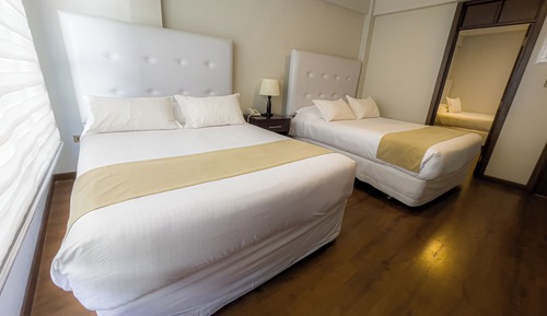 Triple Room
