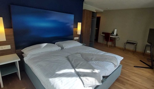 Classic Twin Room