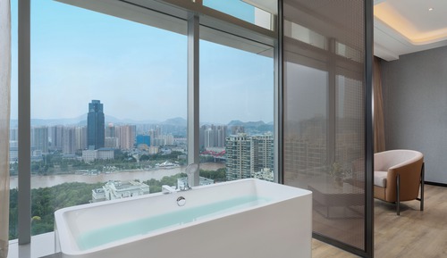 1 Bedroom Suite