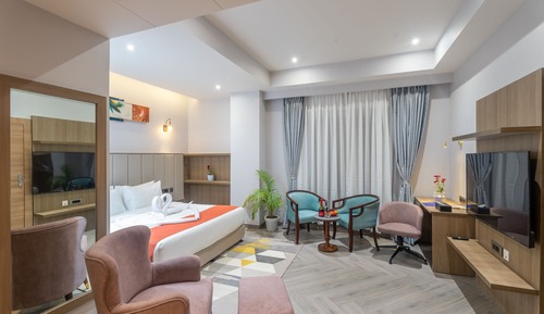 Super Deluxe Room