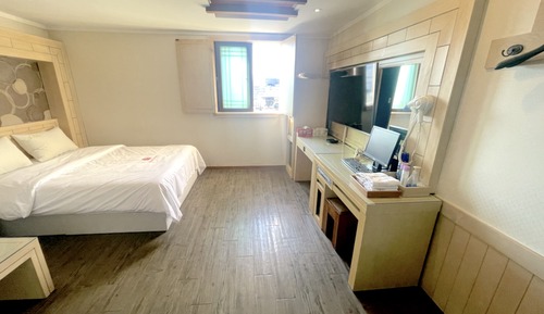 Basic Room