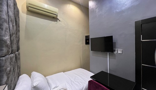 Family Double Room Single Use